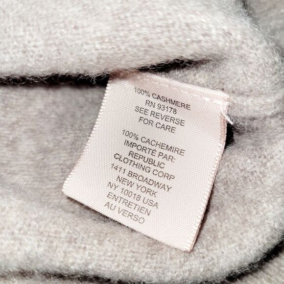 Philosophy 100% Cashmere Daschund Dog Sweater Small RN 93178 Cozy $250 MSRP - Picture 7 of 8